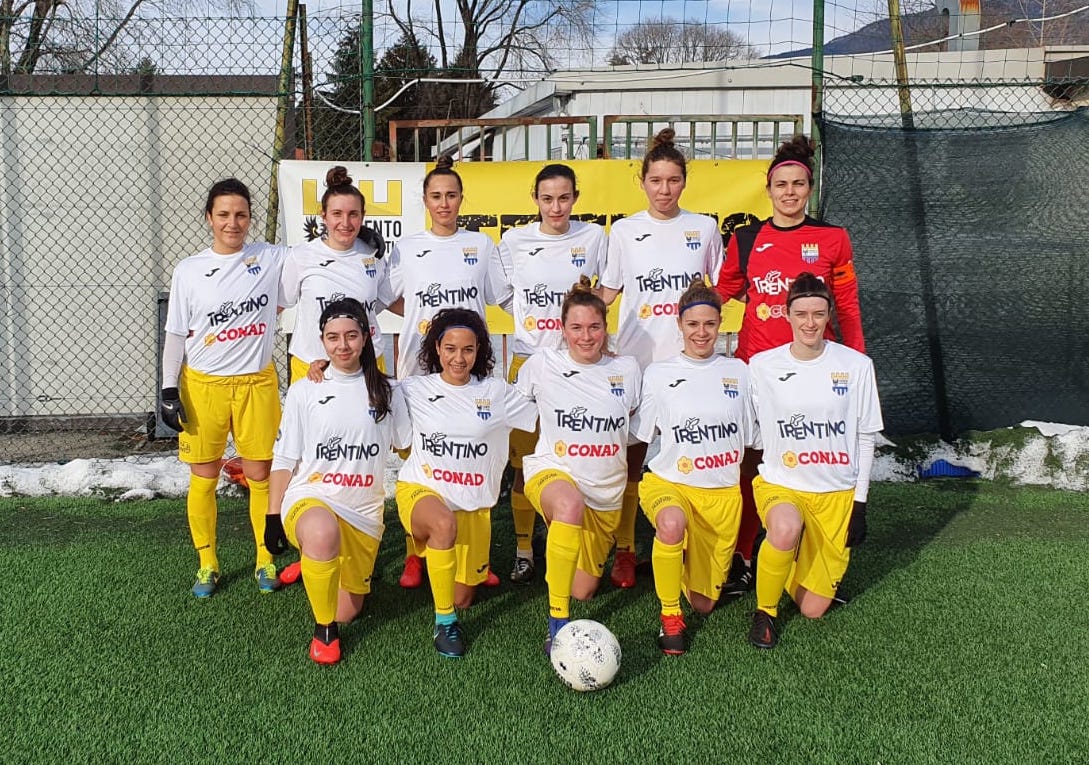 Le 11 titolari del Trento Calcio Femminile nel match: Trento vs Le Torri